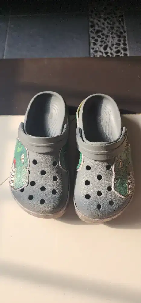 Sandal Clog Anak Dinosaurus T-rex Size J1 anak 4-5 Tahun