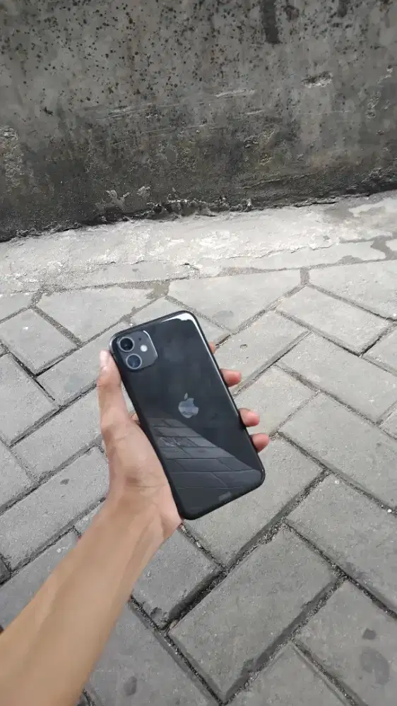 Iphone 11 128 ibox pemakaian pribadi