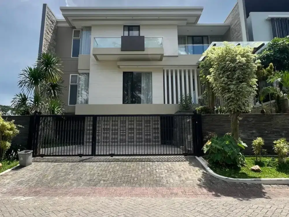 *RUMAH SOMERSET CITRALAND* _*WITH POOL*_