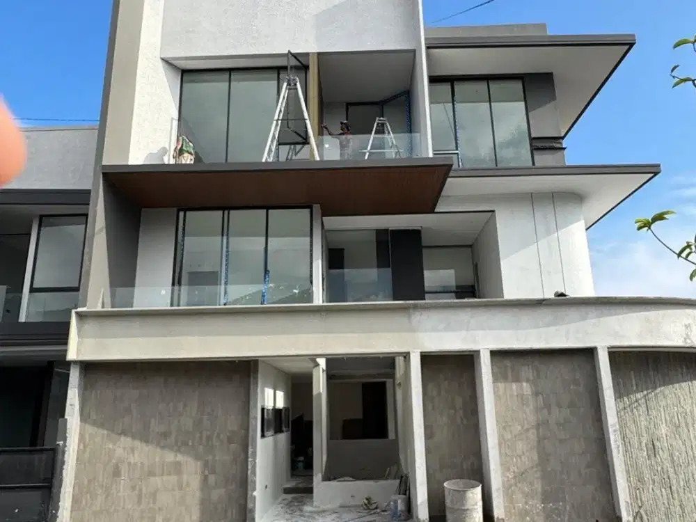 *NEW PREMIUM HOUSE 3 LANTAI MINIMALIS MODERN ROW 5 MOBIL MANYAR KERTOADI*