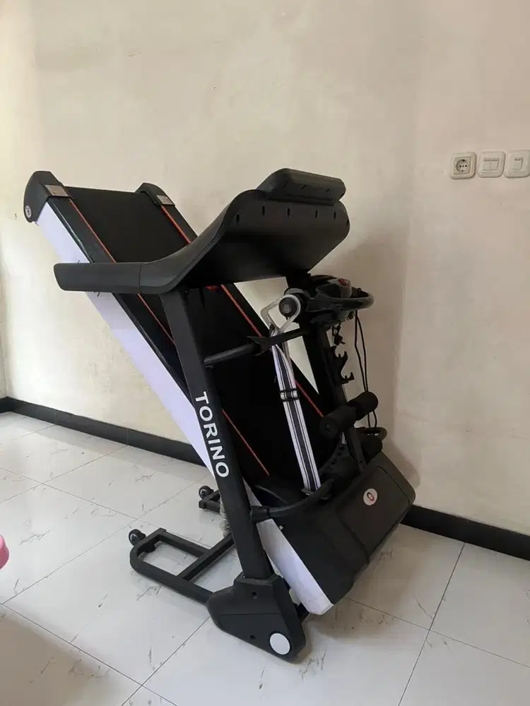 Treadmill super like new