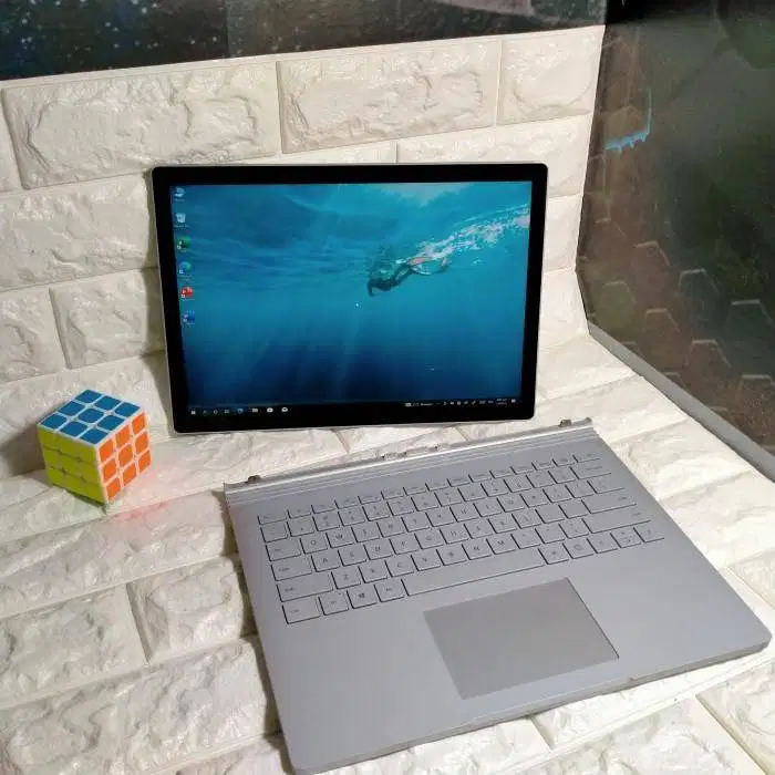 Microsoft Surface Book 2 CORE i5/i7 ddr4 16GB SSD 256GB 4k *RRT