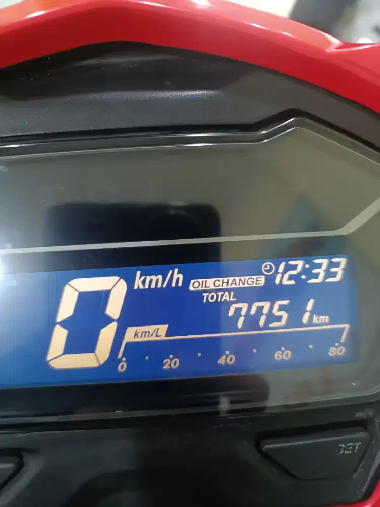 Omoo km 7000 HONDA VARIO ESP CBS SPORTY FI ECO 125 2023 ISTIMEWA