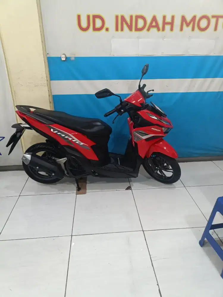 Masih ready HONDA VARIO ESP CBS SPORTY FI ECO 125 2023 bisa kredit