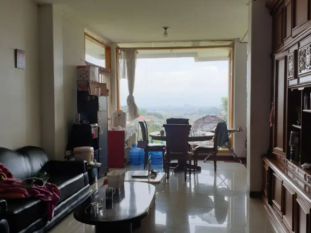 Rumah murah hitung tanah cigadung ligar dago Bangunan masih bagus. harga nego