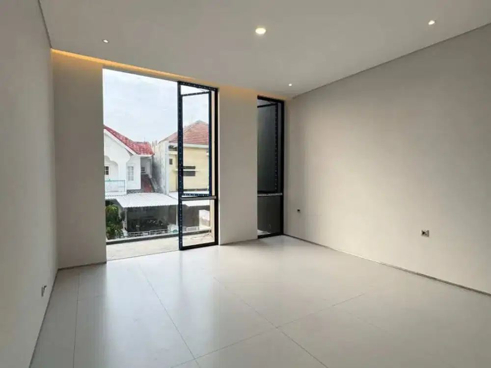 Rumah San Diego Pakuwon City dekat Laguna, Sutorejo, Mulyosari, Dharmahusada