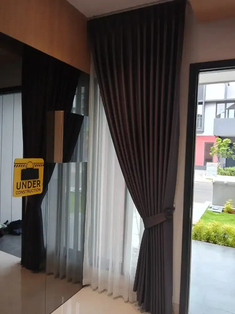 Pasang gorden rumah