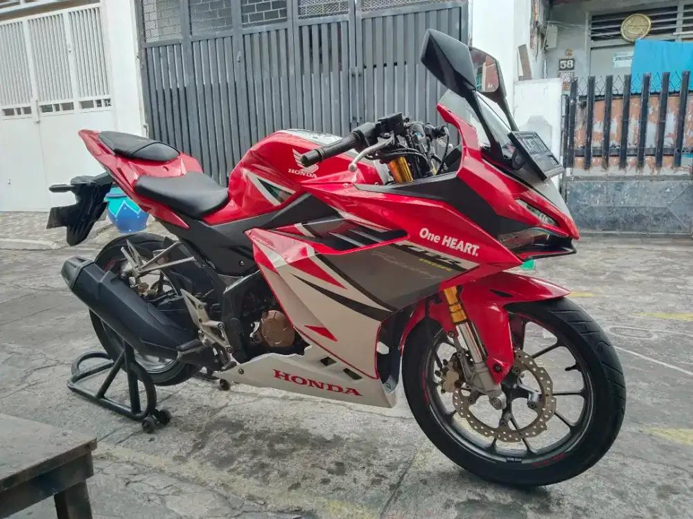 CBR 150 R TAHUN 2021