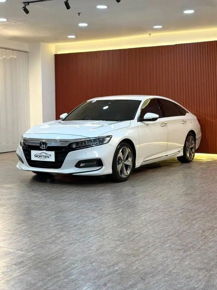 Honda Accrod 1.5L Turbo Sensing AT Tahun 2020 Km 20 Rb Antik