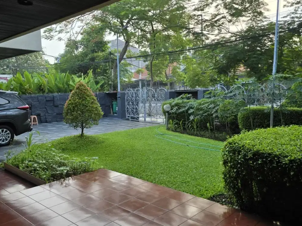 Dijual Rumah Langka Pusat Kota Nol Jalan di Wijaya Kusuma Genteng Surabaya