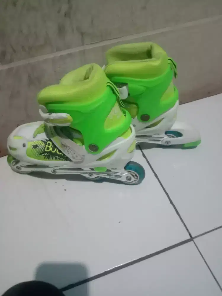 Jual sepatu roda