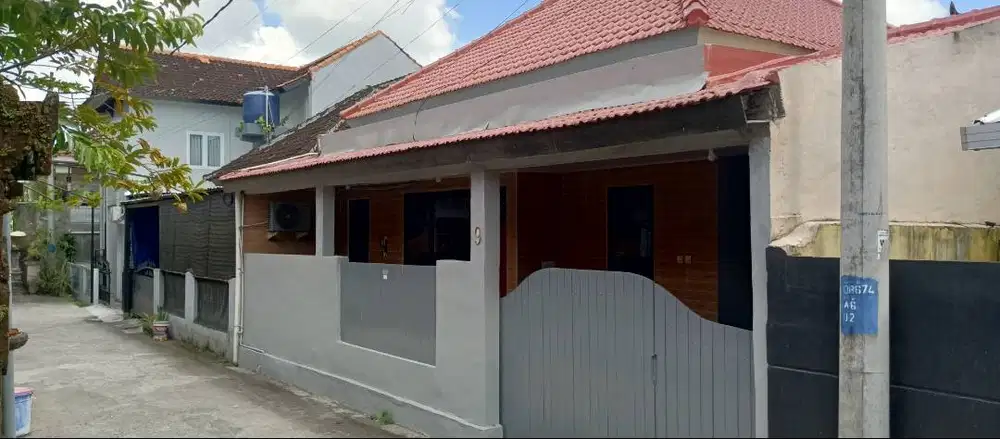 Disewakan Rumah dekat Poltabes Denpasar Jalan Tunjung Sari DenBar