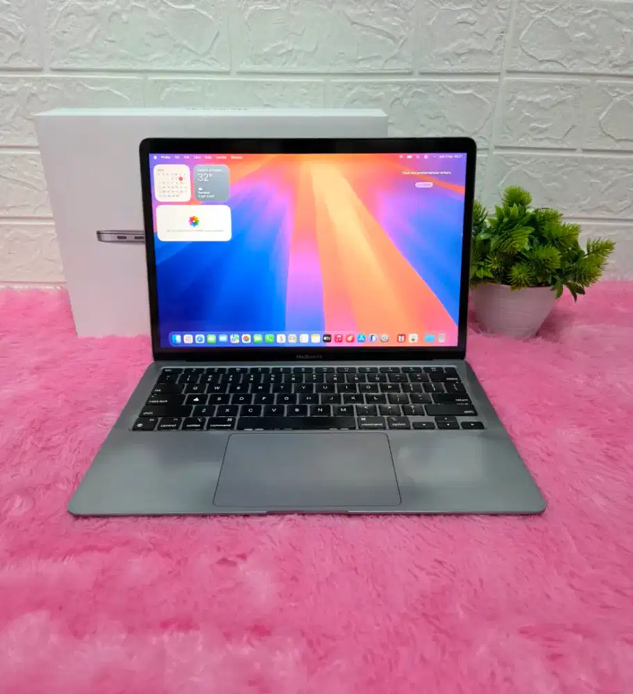 Macbook Air M1 256Gb Lengkap