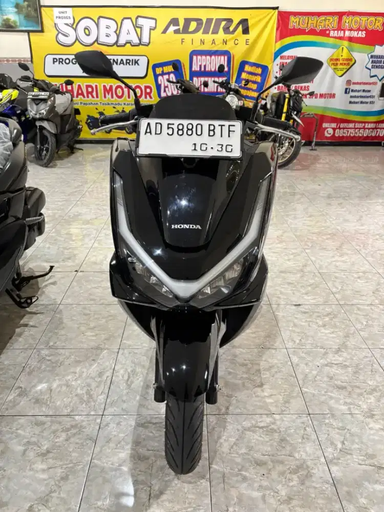 PCX HITAM TAHUN 2025 TERBARU