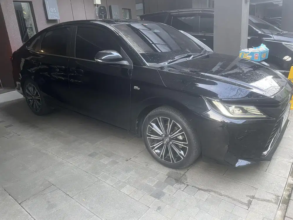 vios tss th 2023 hitam dari baru