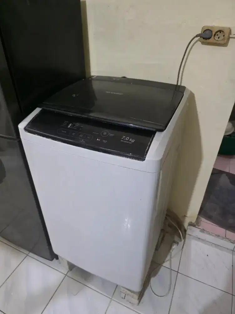 Preloved MESIN CUCI SHARP 1 TABUNG 7KG