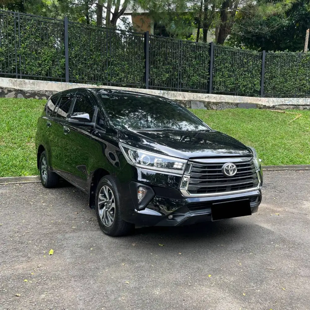 2022 Toyota Innova Reborn V 2.4 Diesel AT