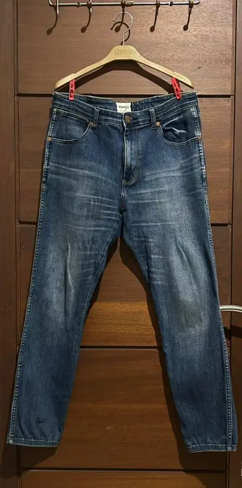 Wrangler Slim Fit LRSTN