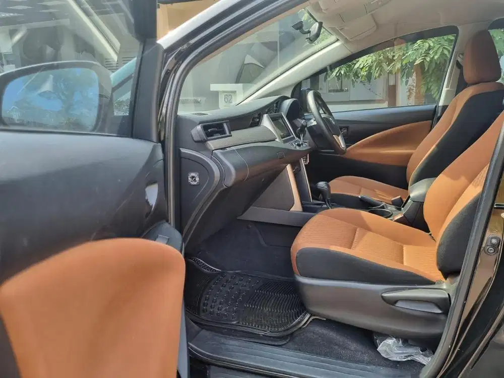 Toyota Innova 2.0 G AT 2019 hitam