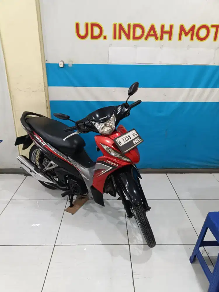 Ready HONDA REVO INJEKSI 2014 BISA NEGO HARGA tidak bisa kredit