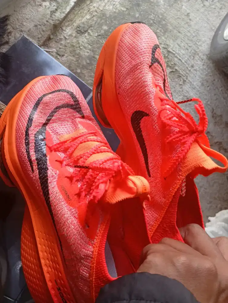 Sepatu running nike