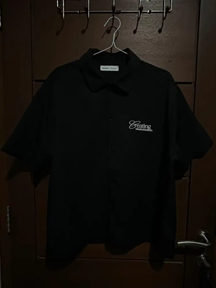 Bershka Kemeja Boxy Fit Bordir