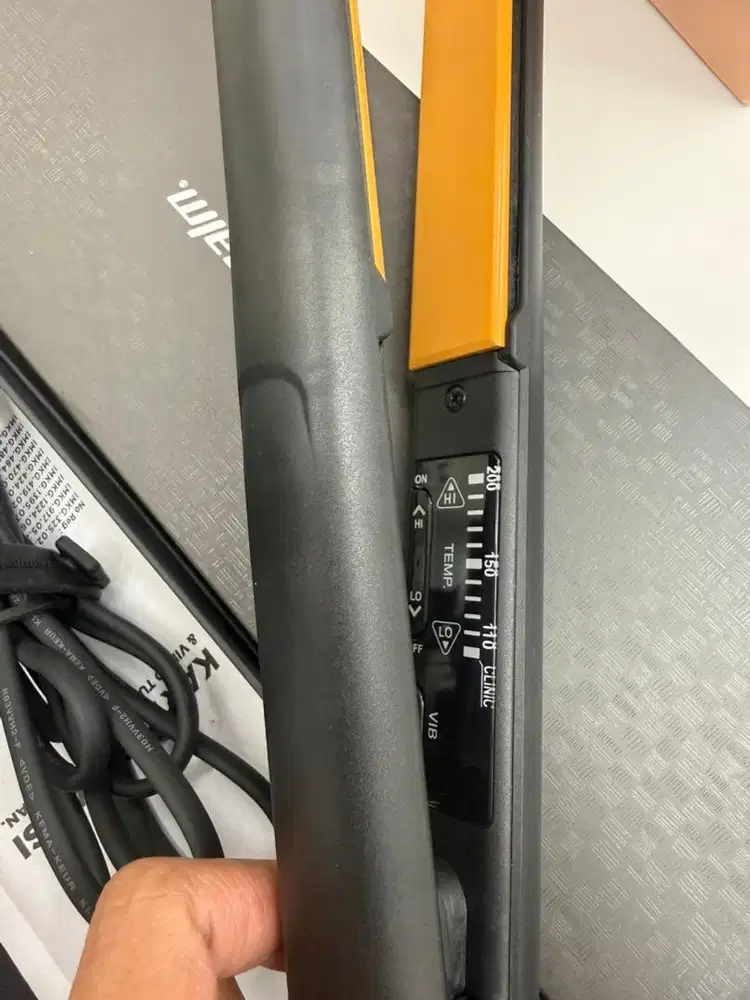 Jual catok pelurus rambut merek glampalm