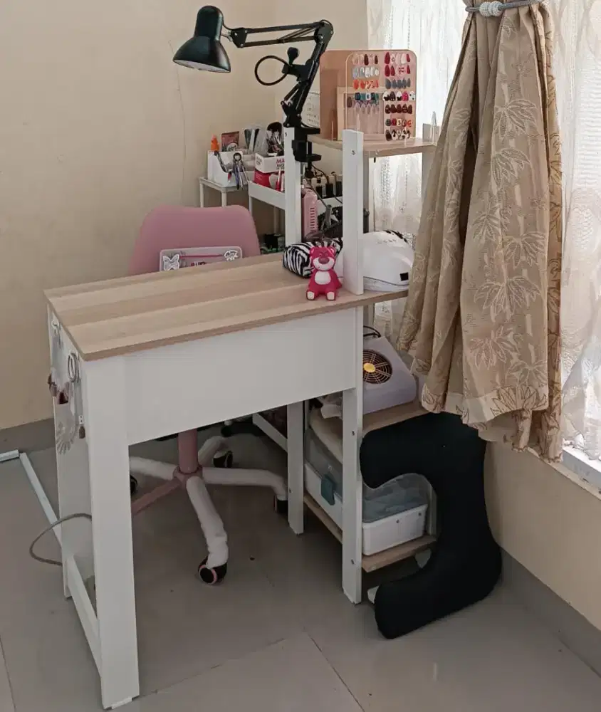 Meja belajar/meja kerja