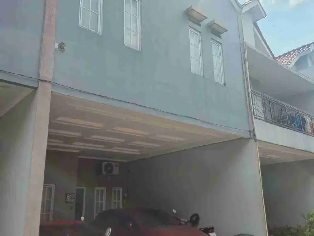 Rumah second 2 lantai murah siap huni dlm perumahan di Pancoran Mas depok