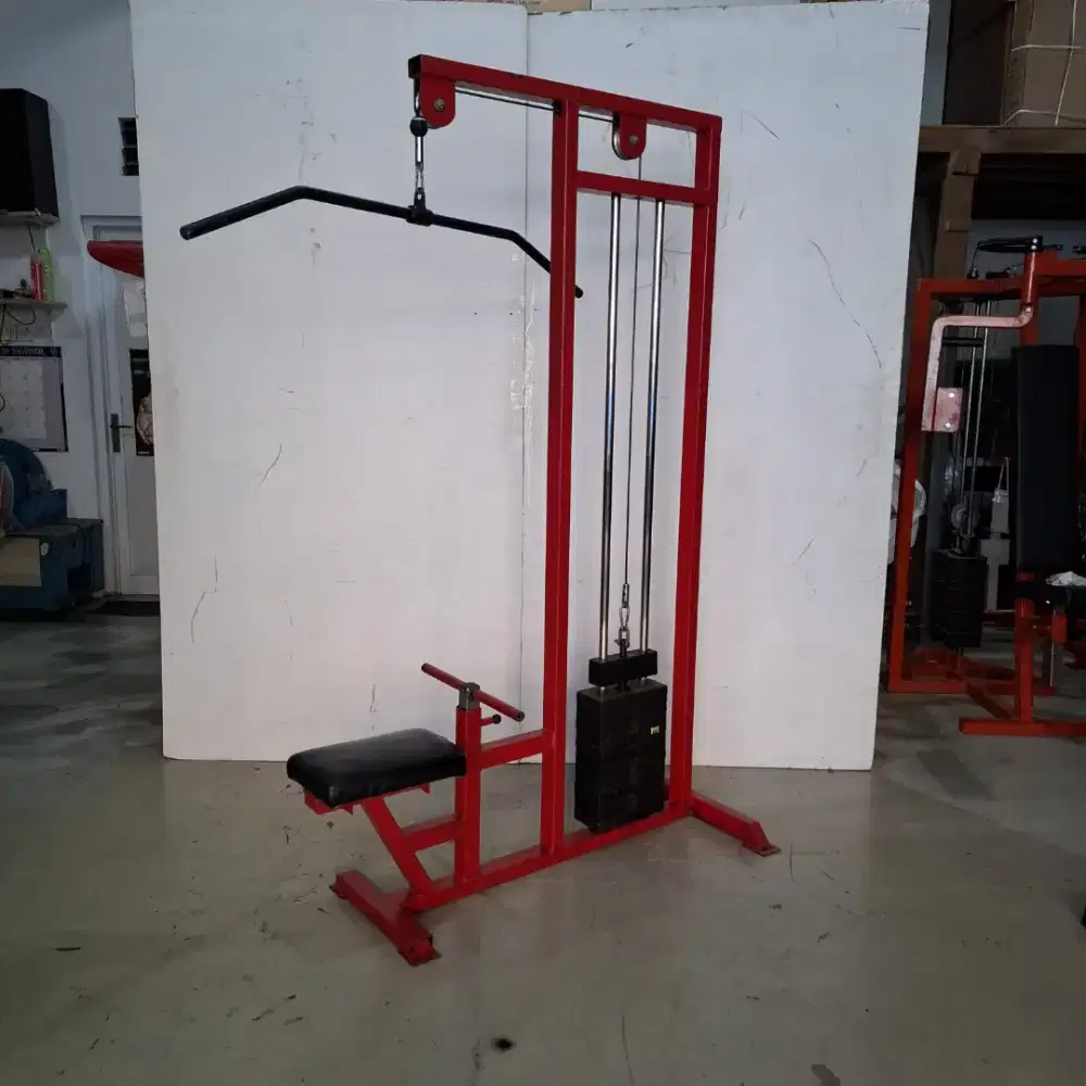 Lat Pull Down Machine Second Merk Super Gym