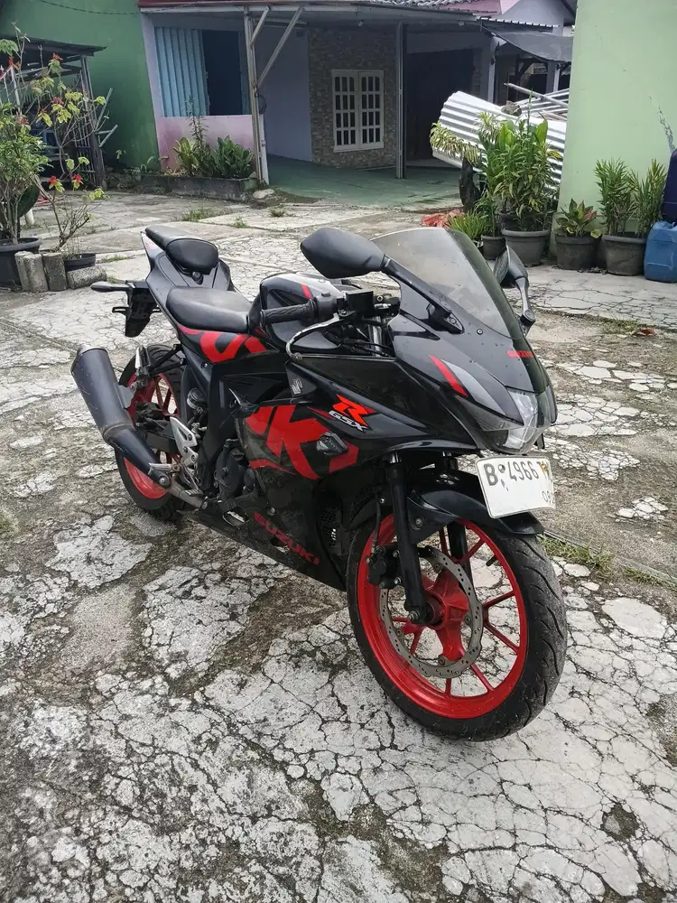 _Suzuki GSX 150cc