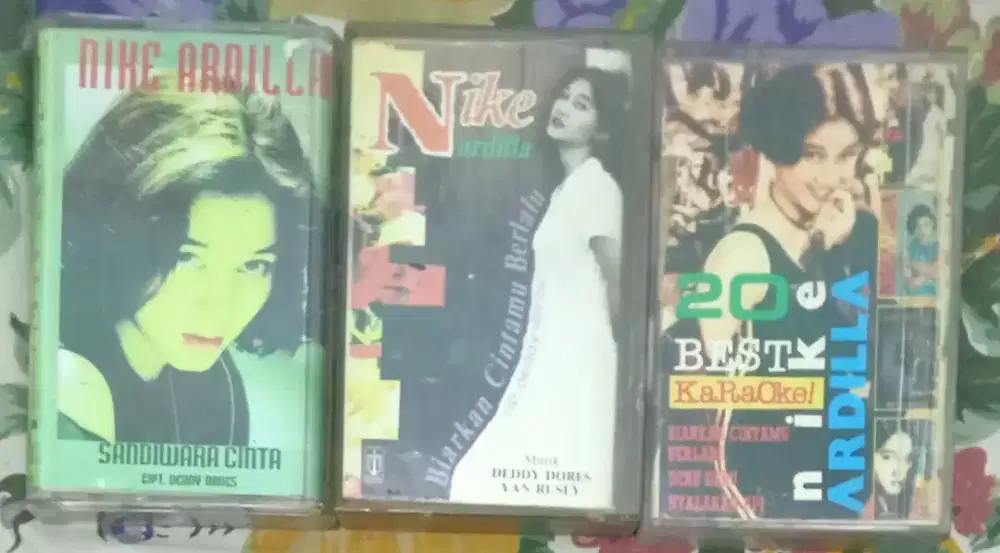 KASET ALBUM NIKE ARDILLA
