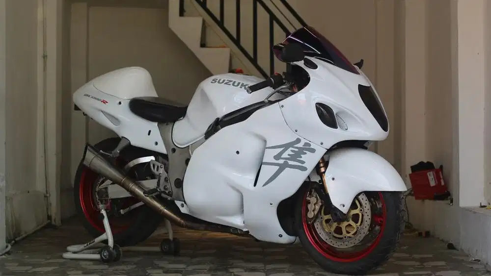 Suzuki Hayabusa 1300cc