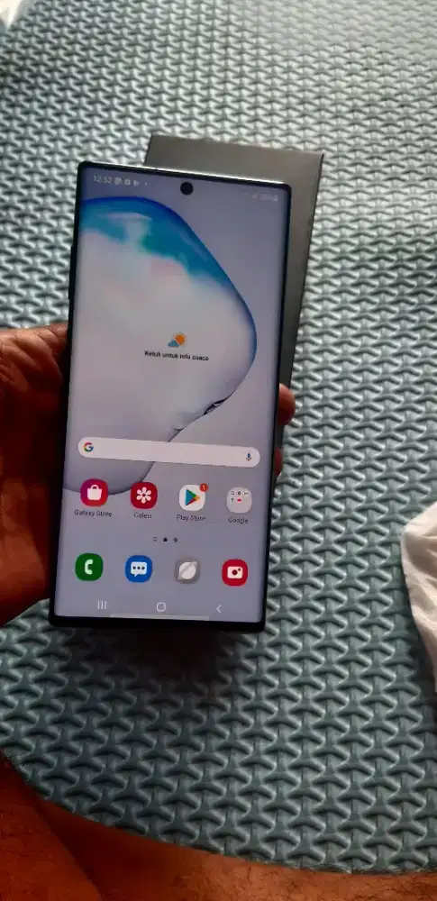 SAMSUNG galaxy note 10+