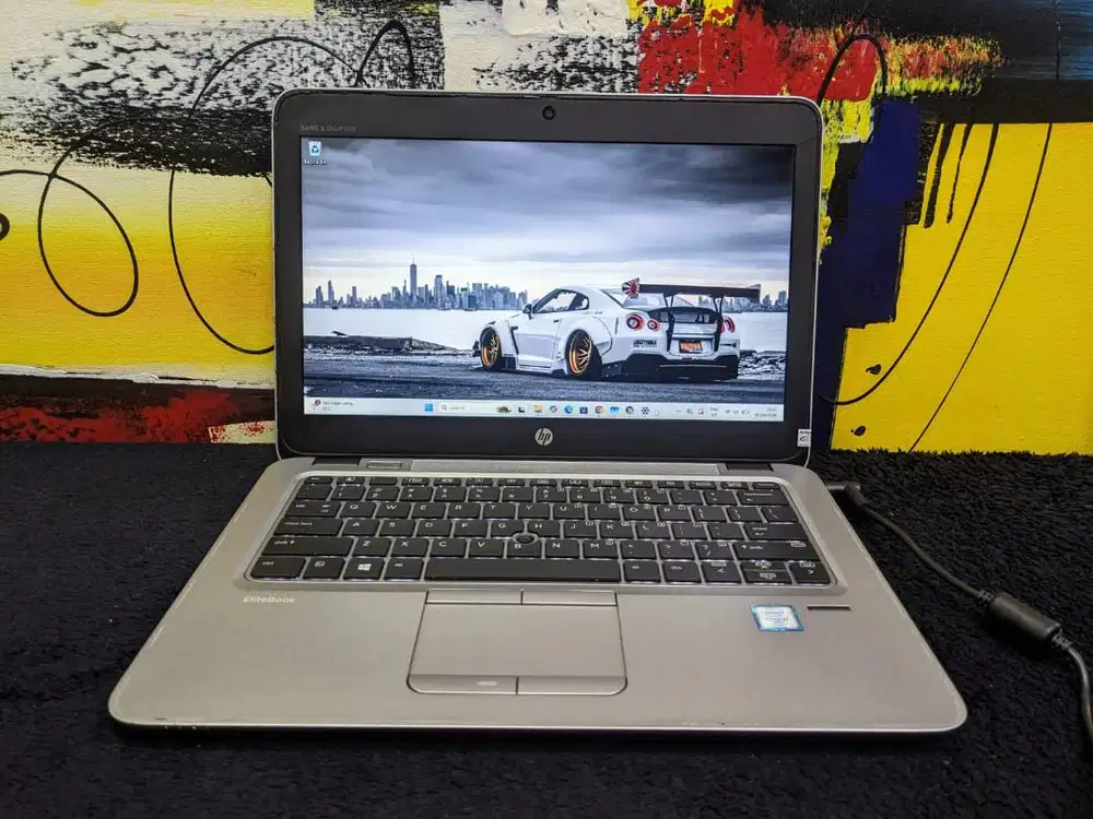Laptop HP Elitebook 820 G3 Core i7 6600U 8/128 Siap Pakai