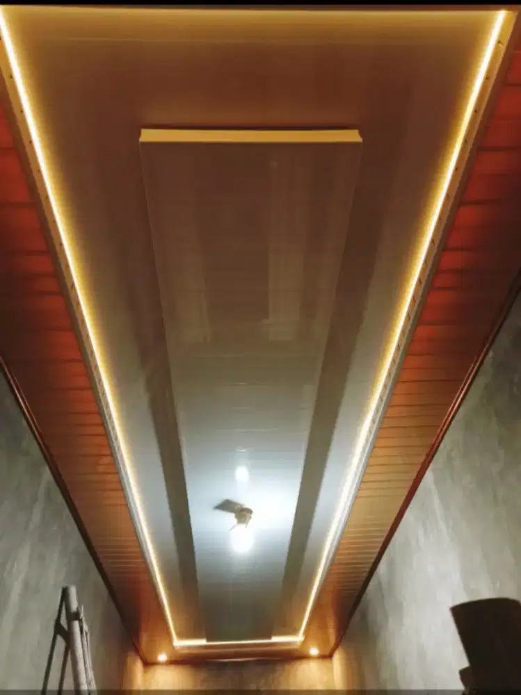 Menerima pemasangan plapon pvc dan rangka atap baja ringan