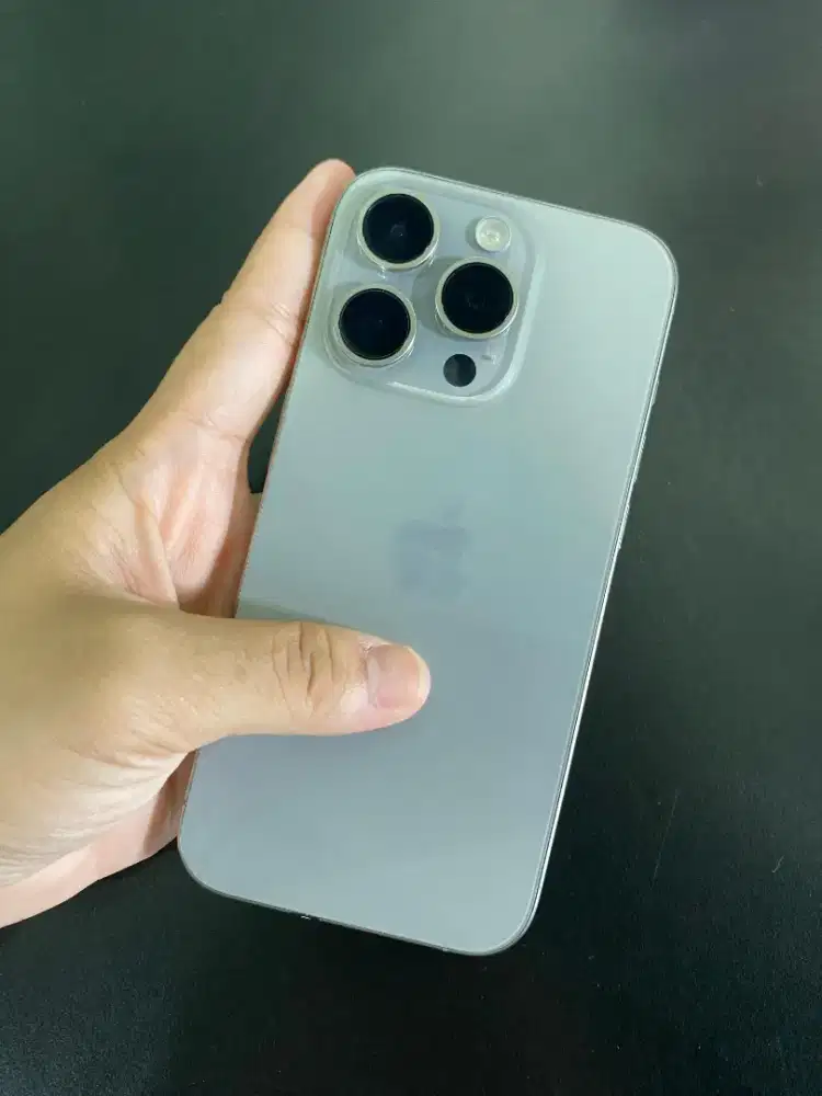 iPhone 15 Pro Resmi 128 GB Natural