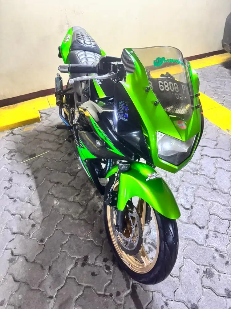 Dijual Motor Ninja RR Tahun 2014 Barang Mulus dan Terawat