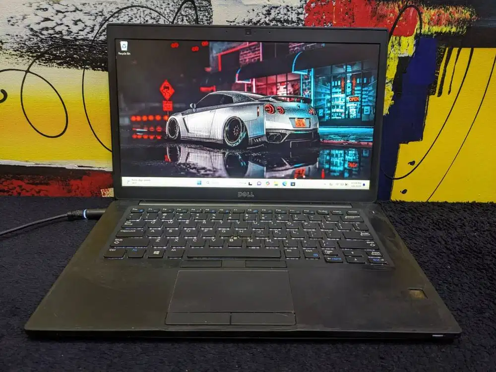 Laptop Dell Latitude 7480 Core i7 Gen 7 8/256 Siap Pakai