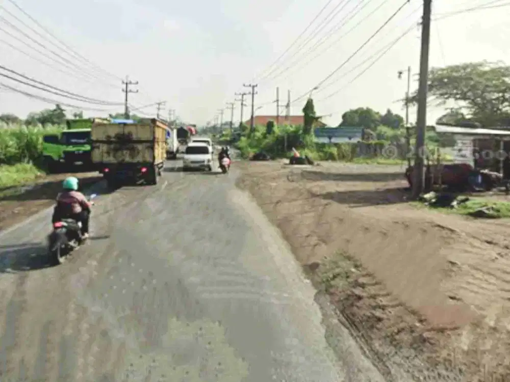 Tanah di Raya Legundi Gresik