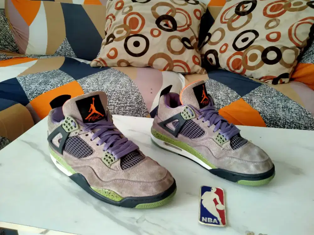 Sepatu Basket Nike Jordan Retro 4 size 45