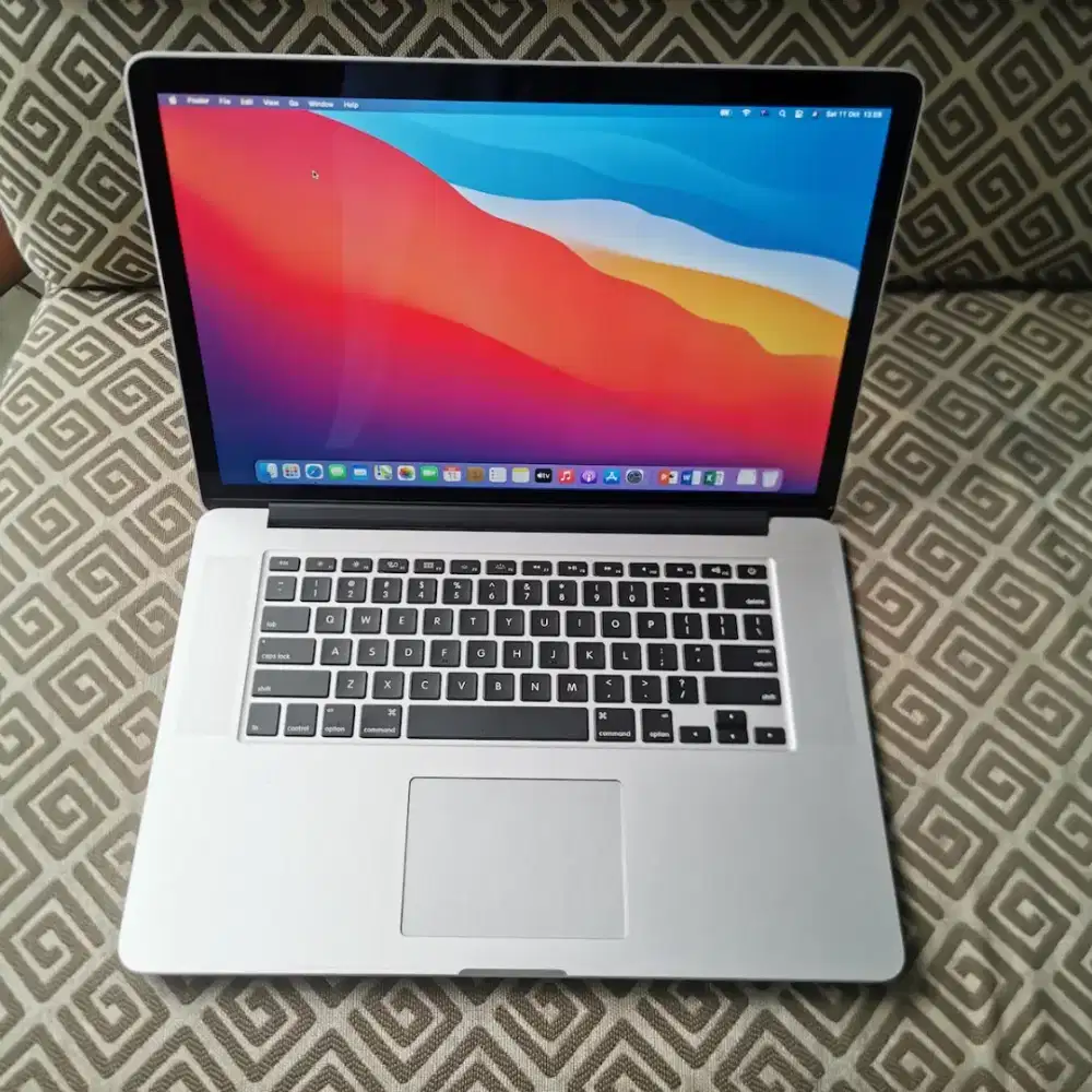 Macbook pro 2015 core i7 ram 16gb