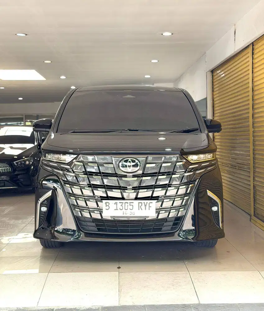Toyota Alphard 2.5 Hybrid TSS 2025 October Automatic Hitam Metalik