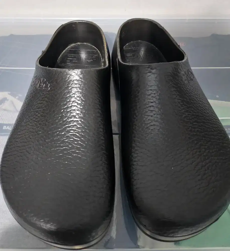 Sendal Clog Pira Birkenstock