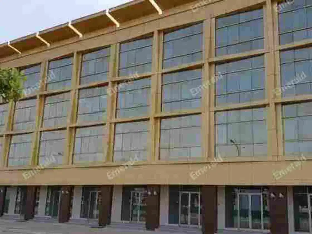 Rukan Siap Pakai di Golf Island PIK