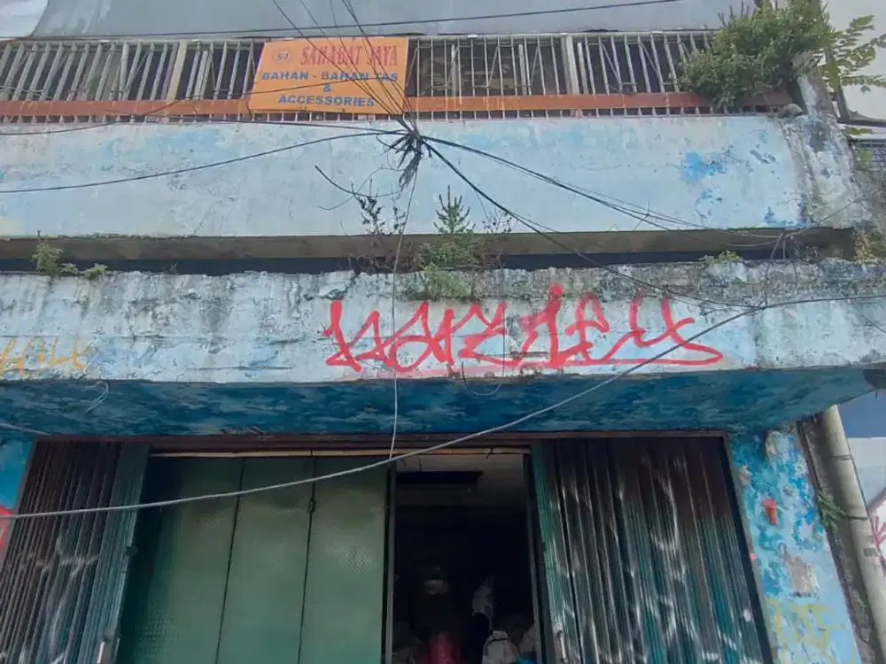 RUKO 2 LANTAI LUAS 195 KONTRAK 3 TAHUN GRATIS 6 BULAN COCOK UNTUK BANK dan EKSPEDISI