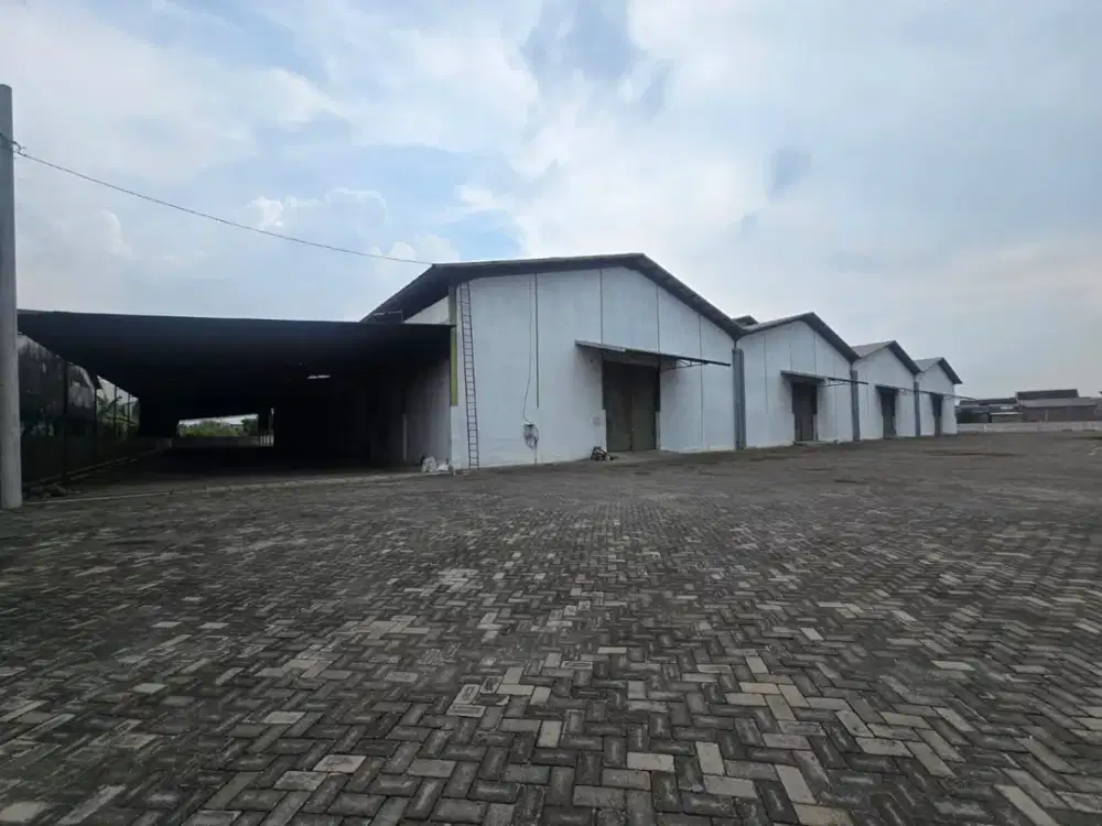 Disewakan Gudang Siap Pakai Di Pangkalan Truk Kota Semarang