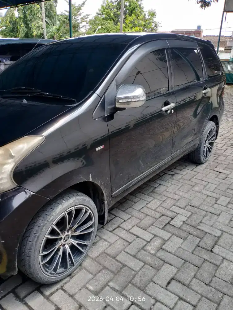 Toyota Avanza 2012 Bensin