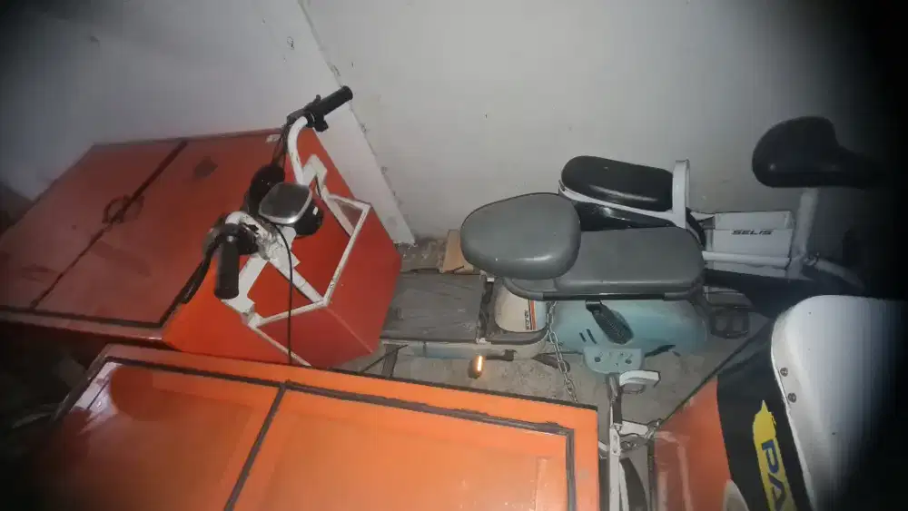 Dijual cepat gerobak sepeda listrik keliling