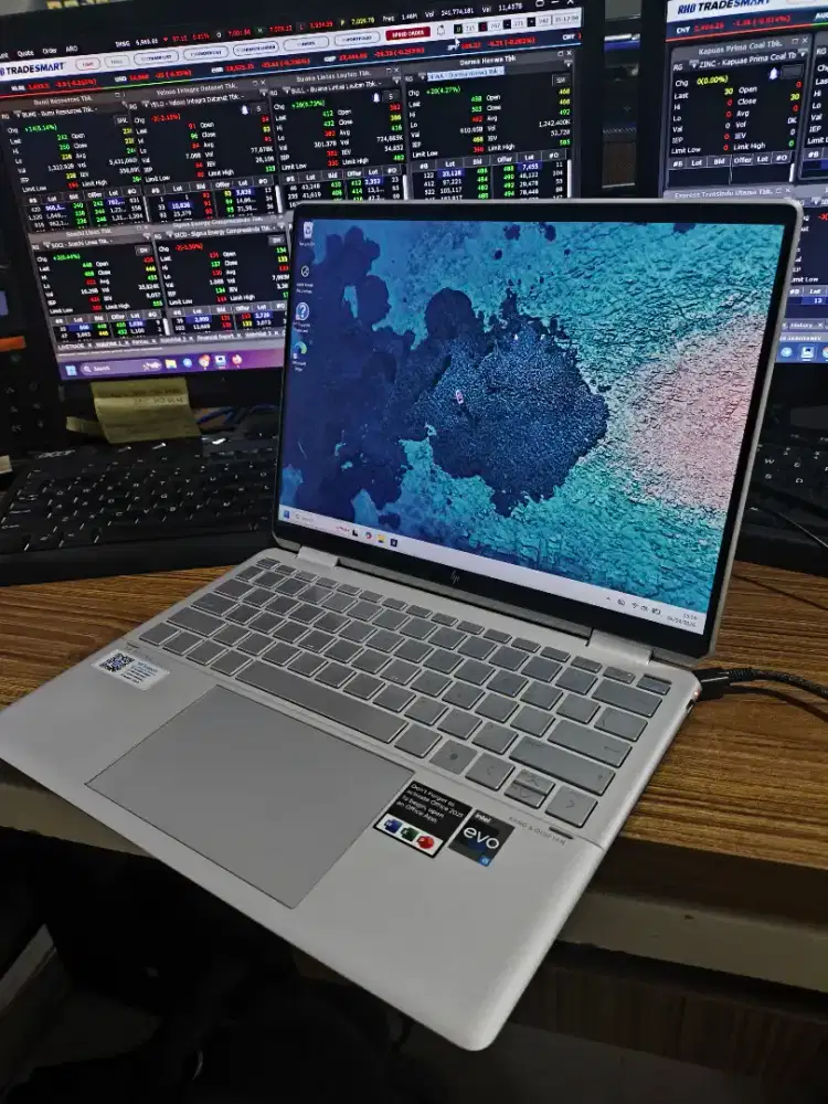 Hp Spectre X360 14 inch i5-1235U 16GB 512GB Touchscreen Mulus Like New